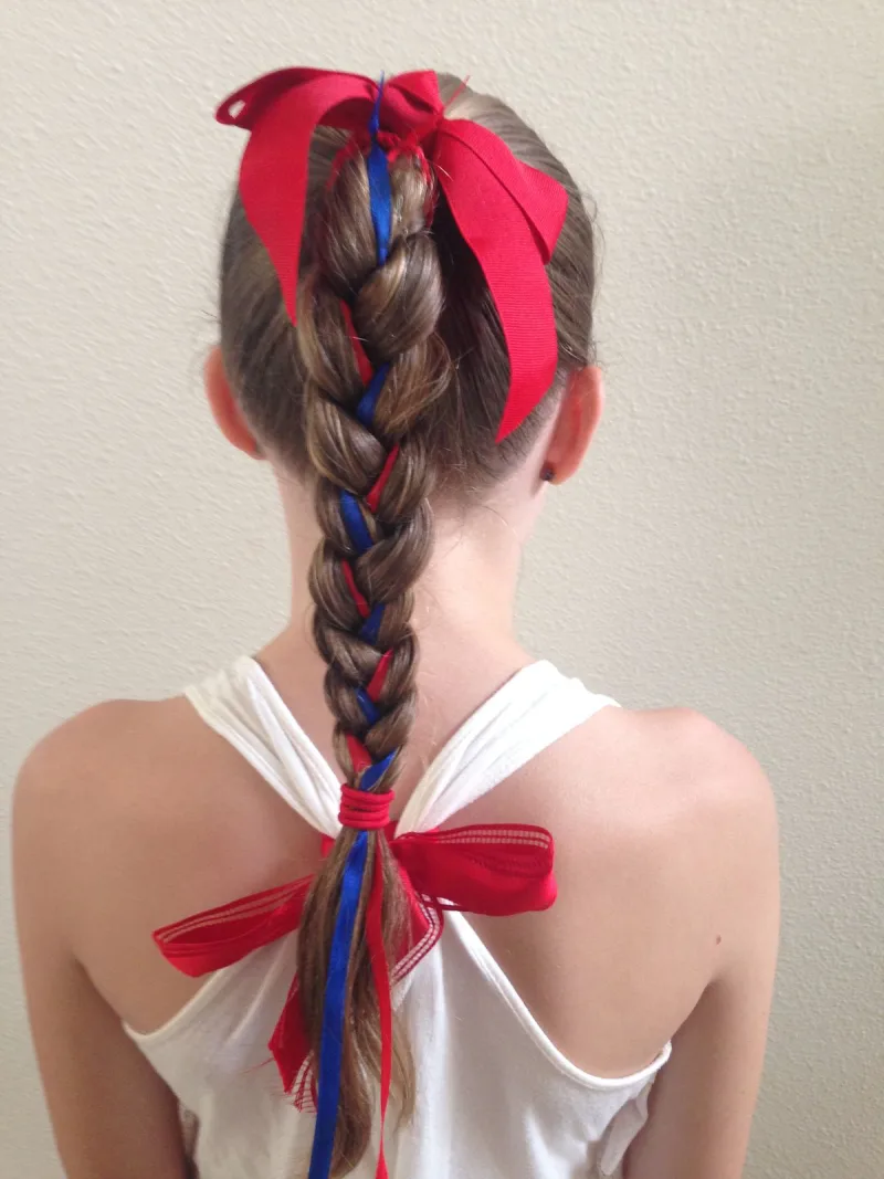 Red Bow Braid