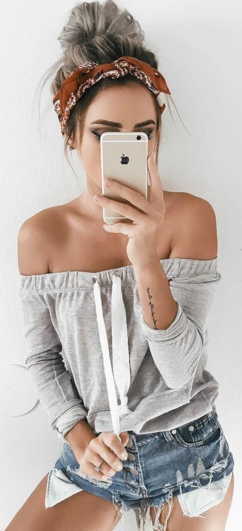 Simple Grey Wrap Style