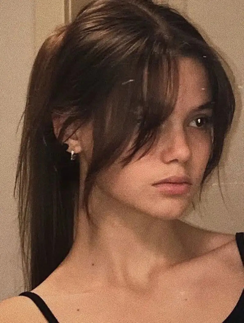 Bangs for Round Face