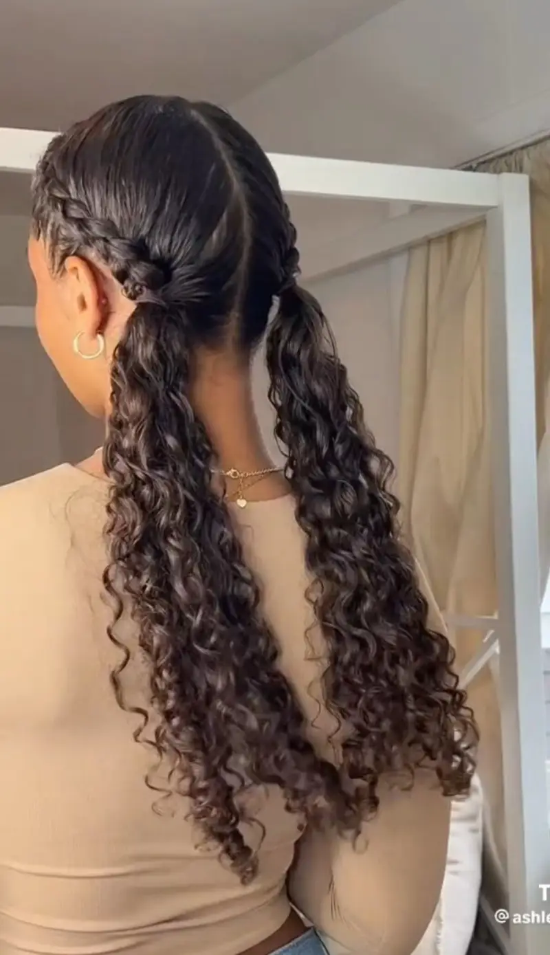Beach Hairstyles for Curly Hair