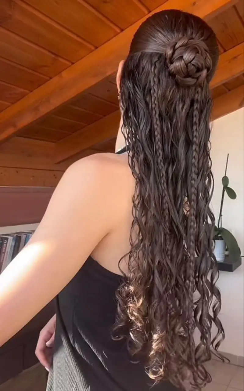 Beach Hairstyles for Curly Hair
