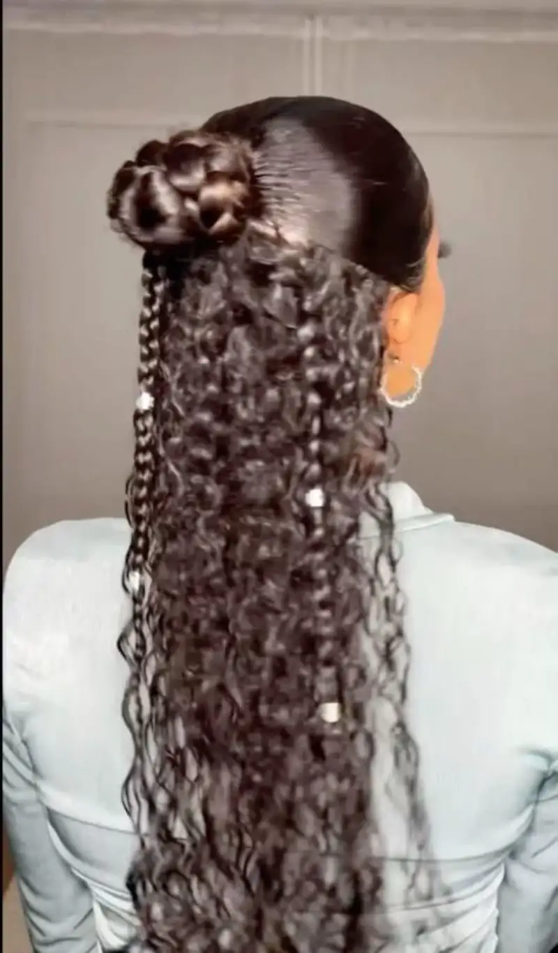 Beach Hairstyles for Curly Hair