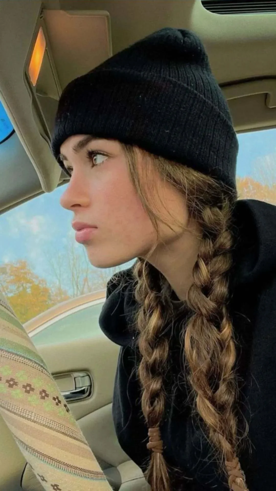 beanie hairstyles for women