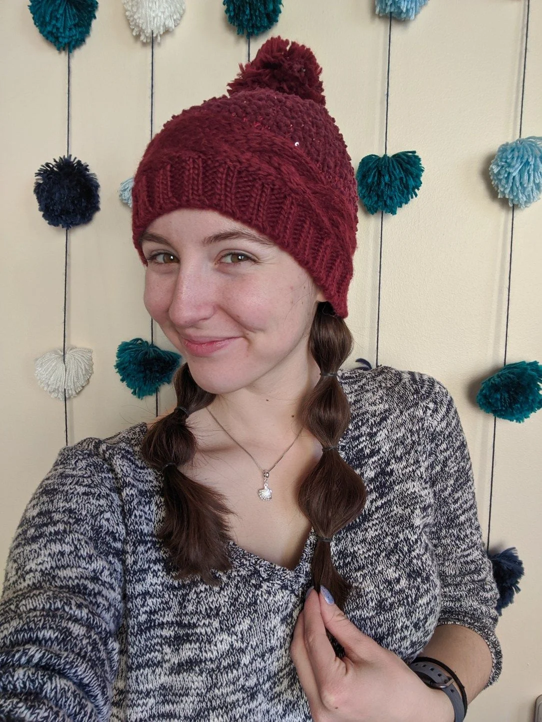 beanie hairstyles for women