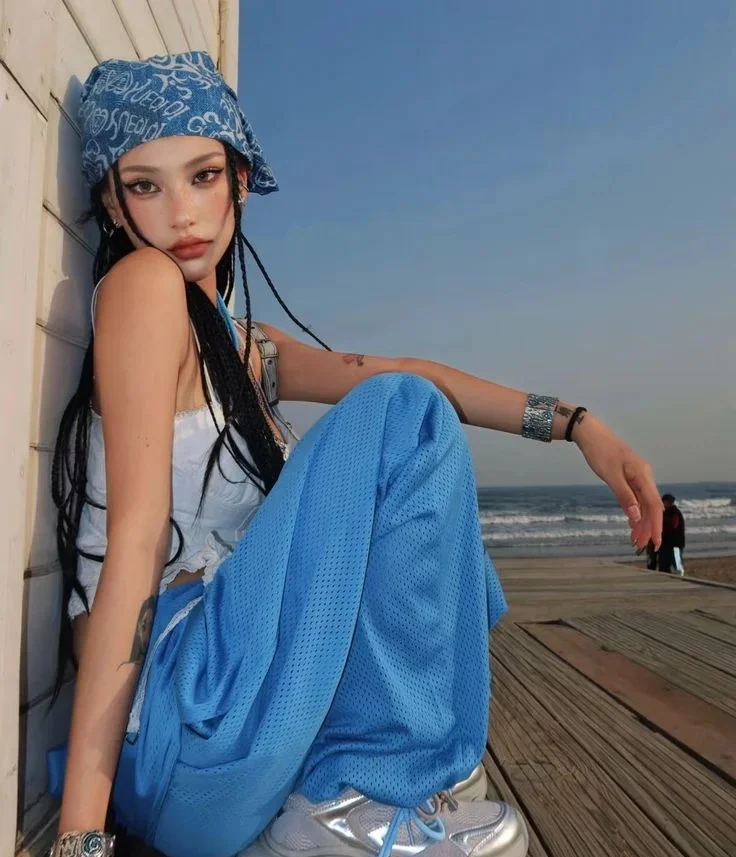 beanie hairstyles for women