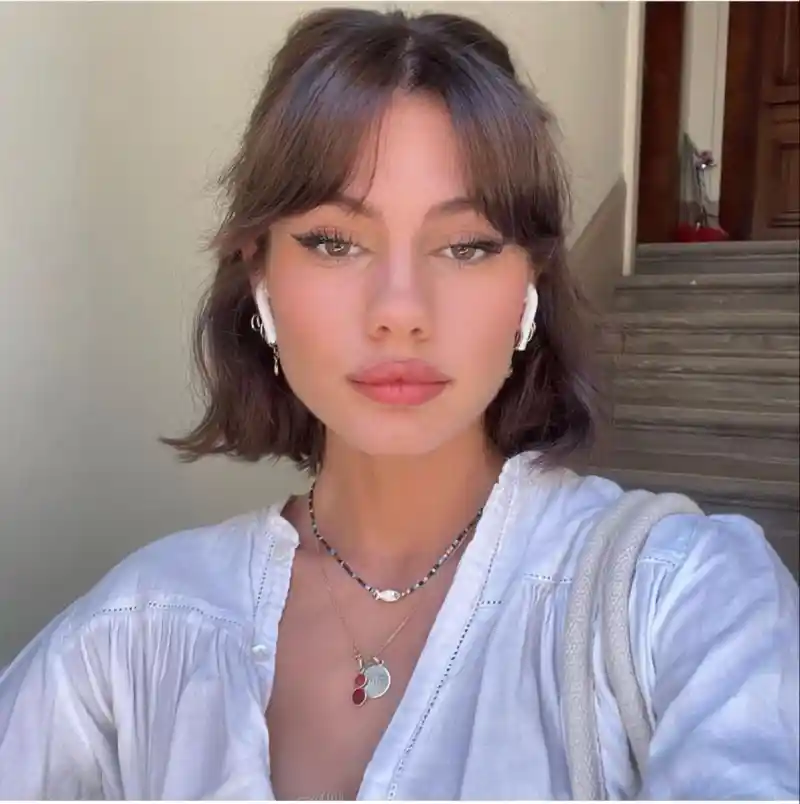 Stunning Bob Haircut With Bangs for a Fresh New Look