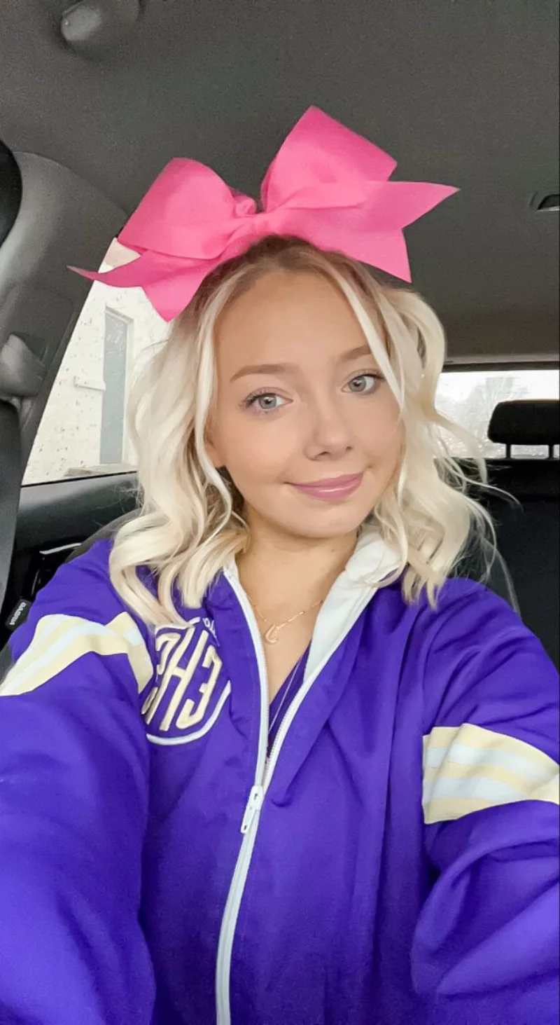 Short Hair Pink Bow