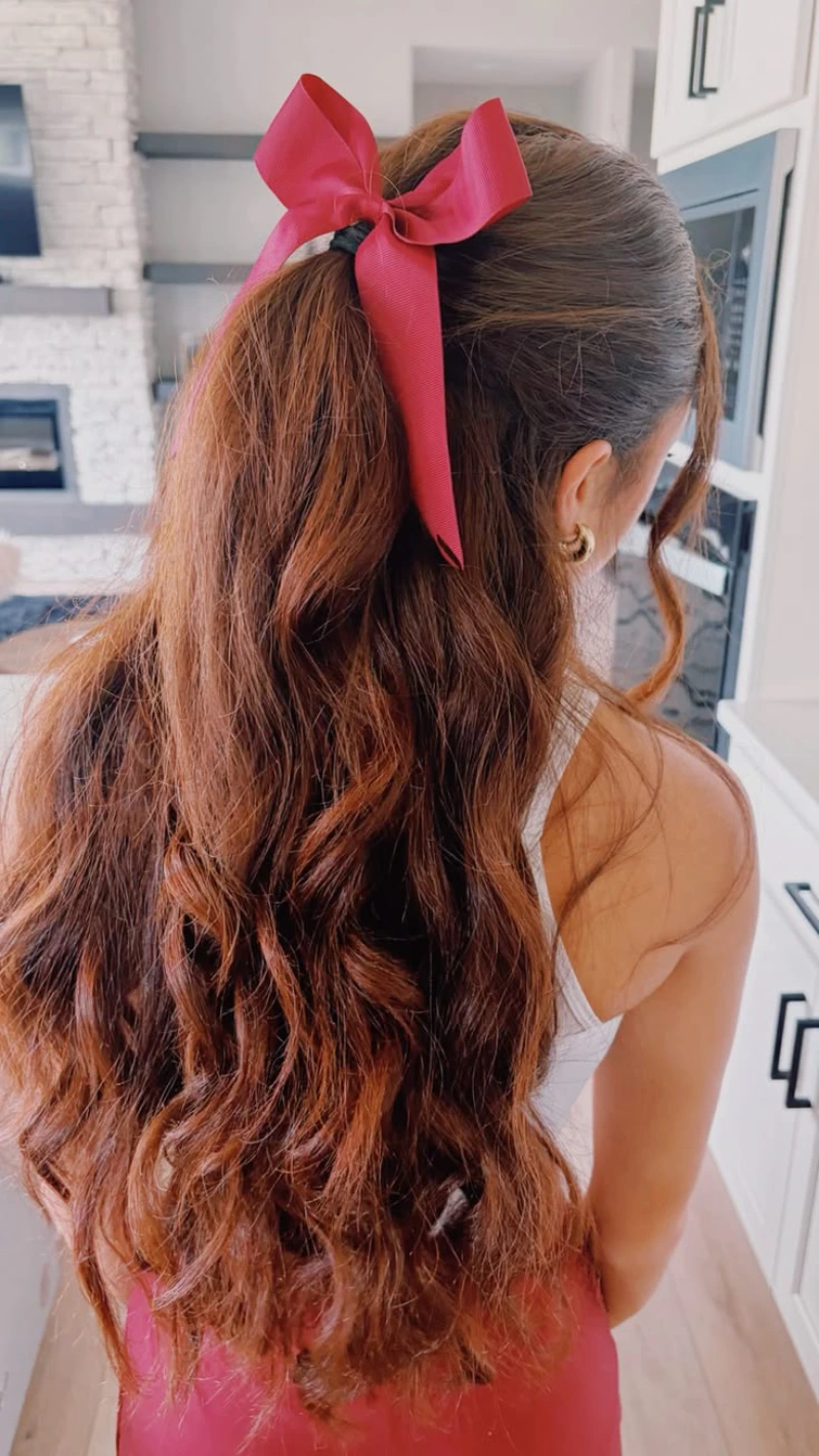 Bouncy Red Curls Pony