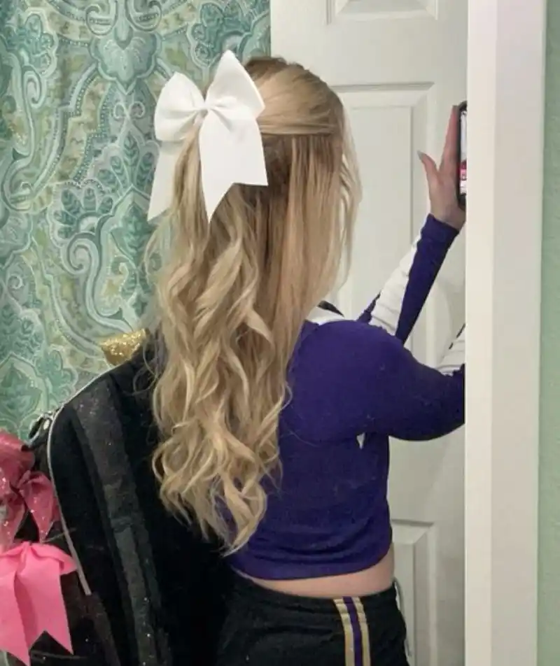 Gorgeous Cheer Hairstyles with Bows You'll Want to Try