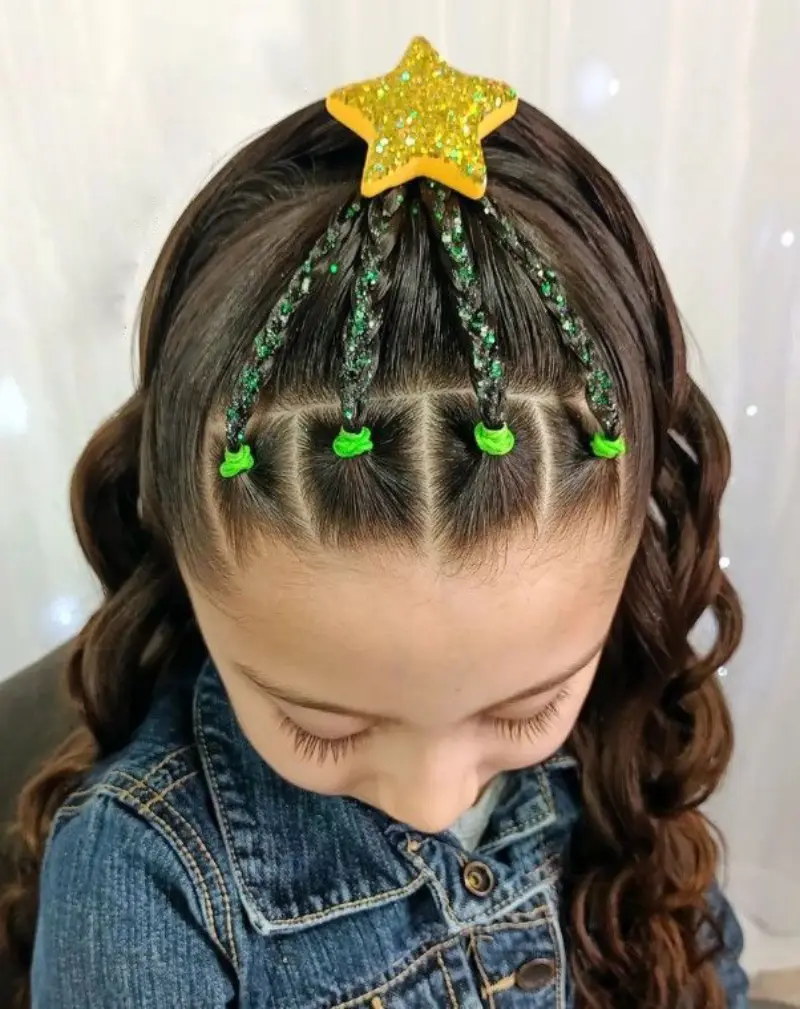 sparkling christmas tree hairstyle