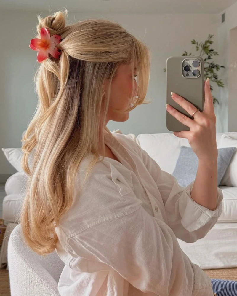 Flower Clip Volume Look