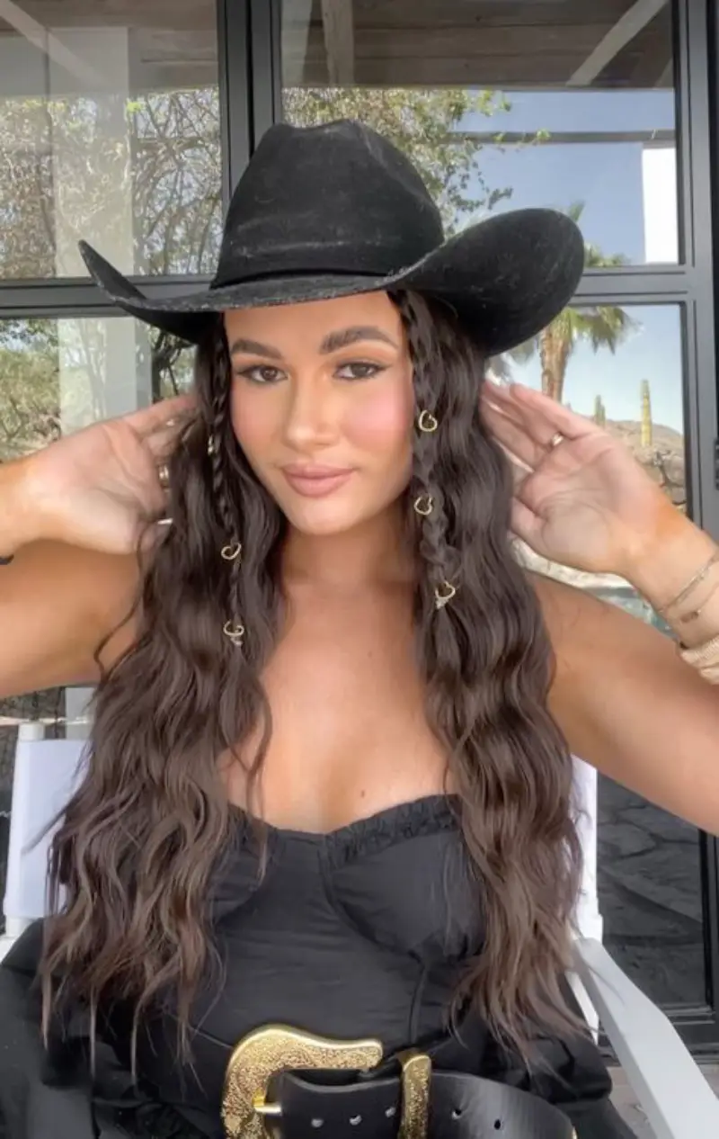 Cowgirl Boho Waves Cowgirl Hairstyles