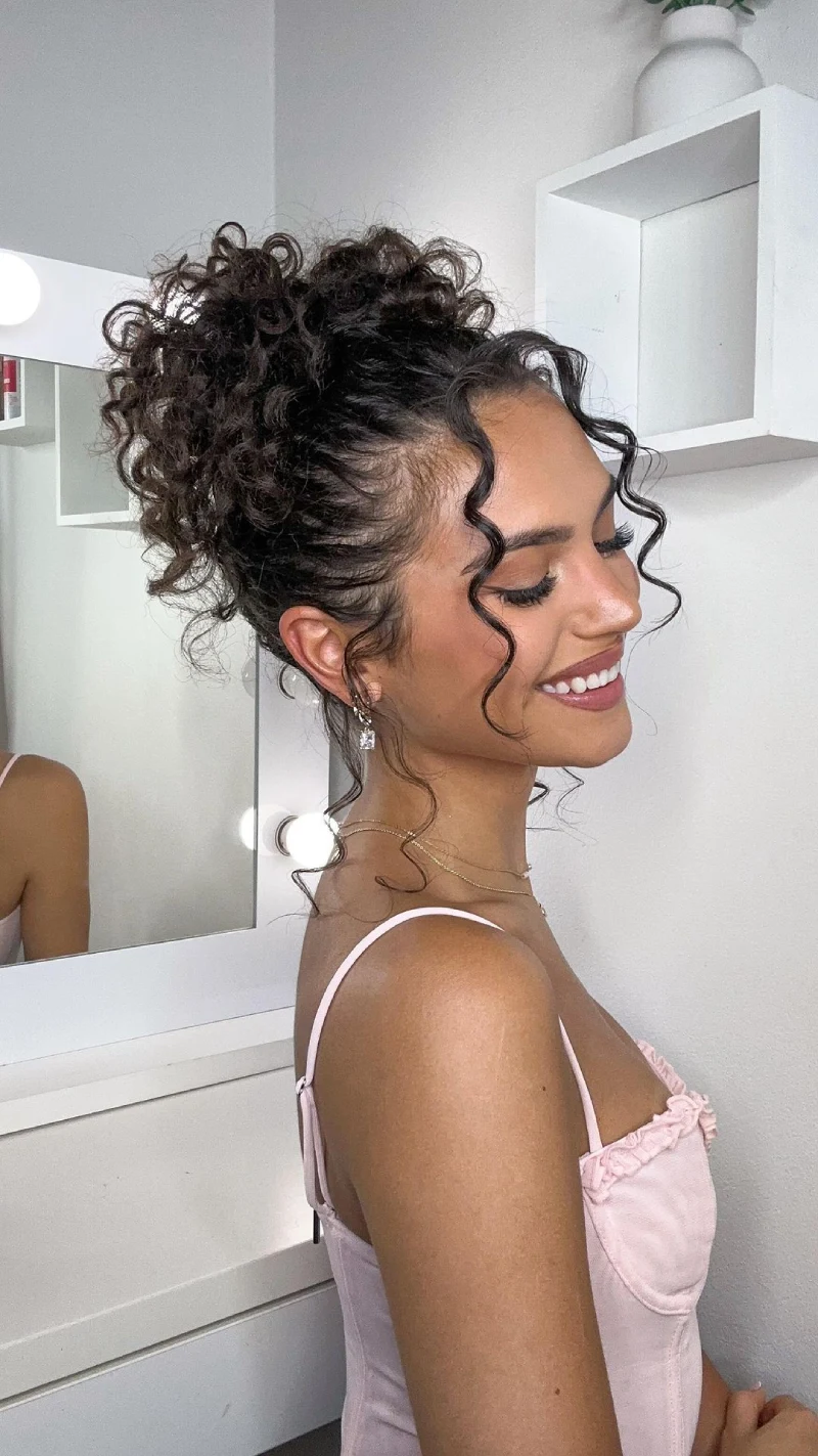 Voluminous Curly Ponytail Hairstyle for School