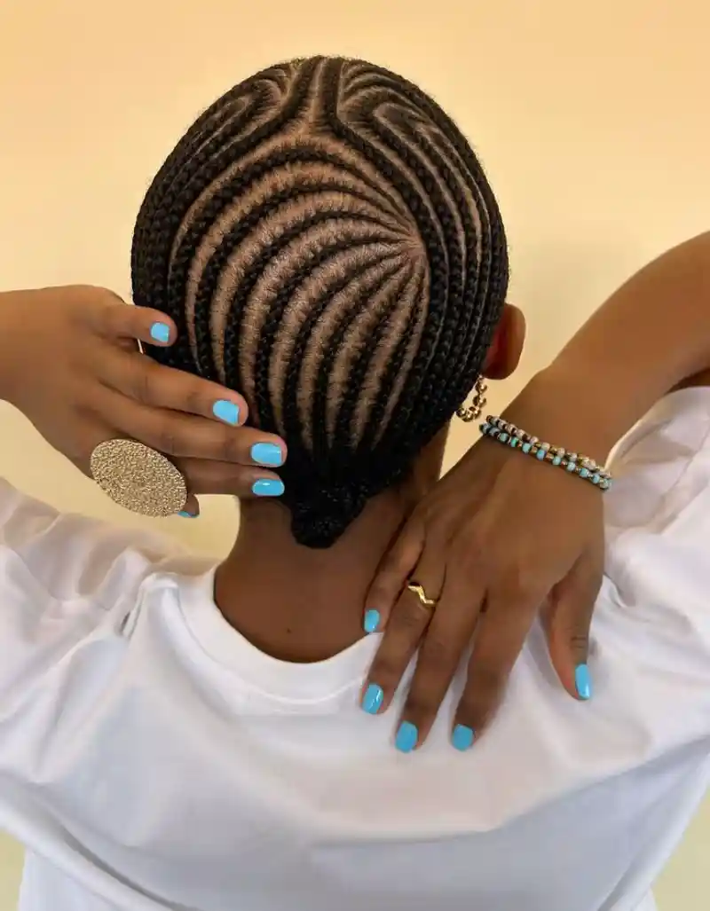 Short Prom Hairstyles That Look Elegant and Effortless