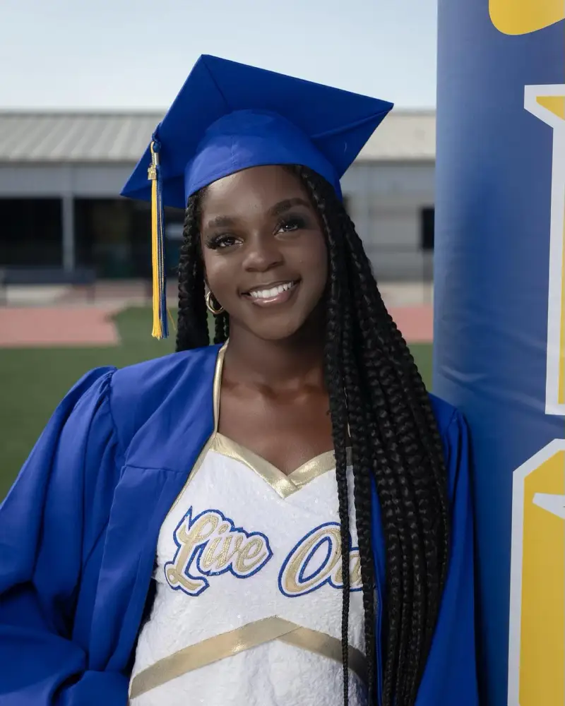 graduation hairstyles with cap