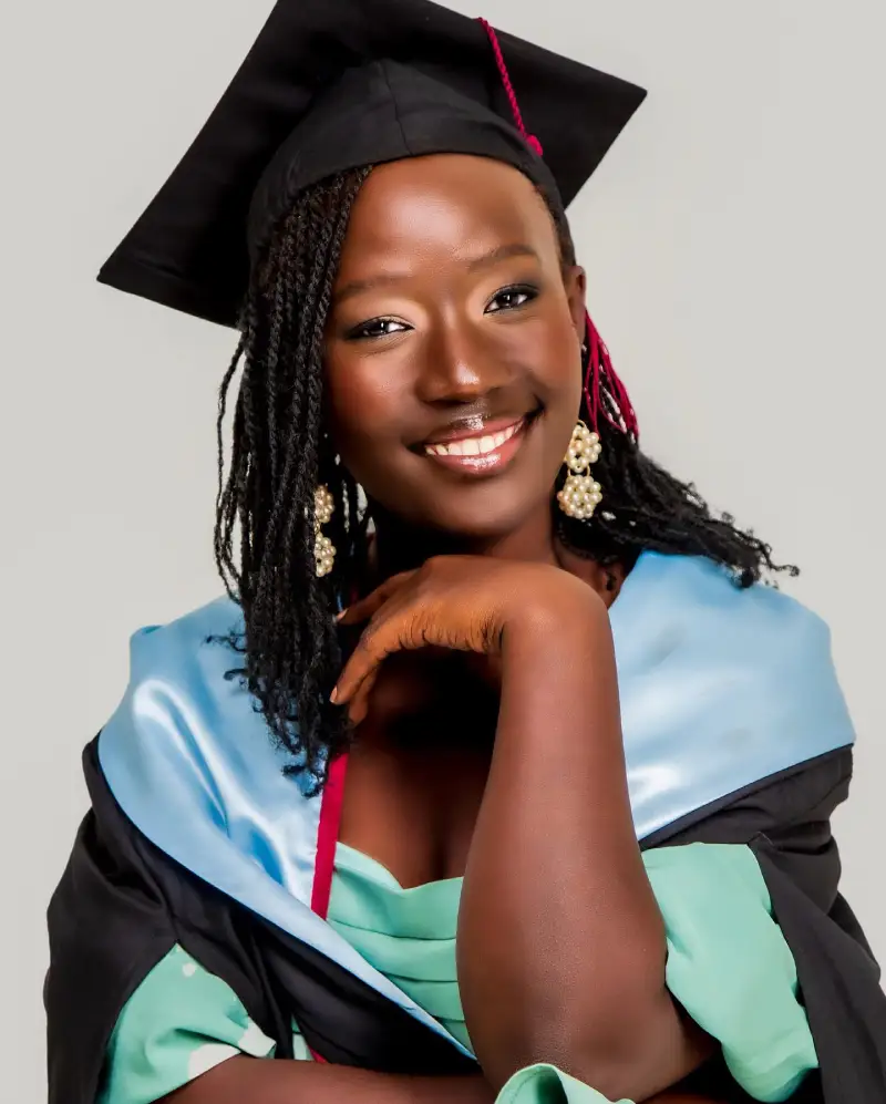 graduation hairstyles with cap