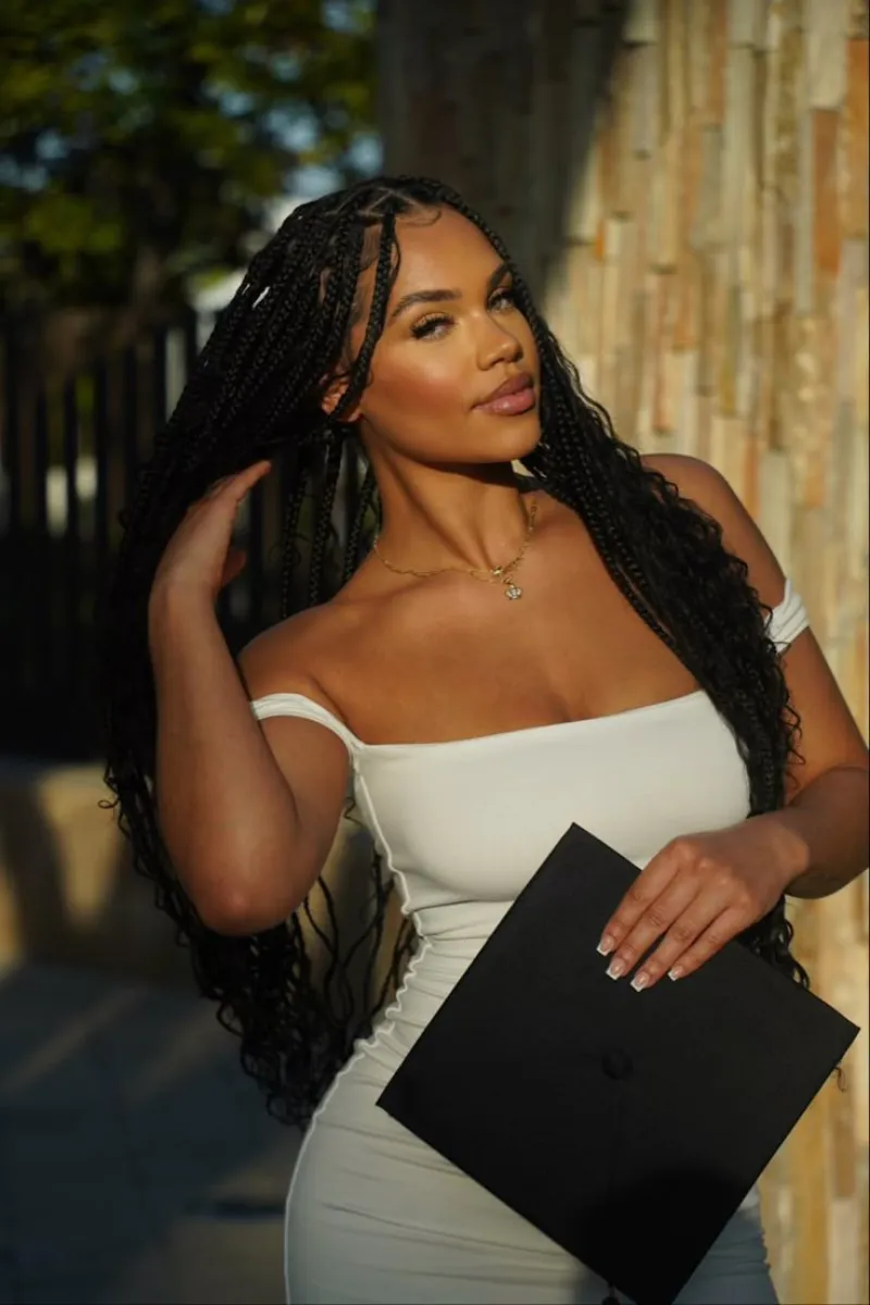 graduation hairstyles with cap