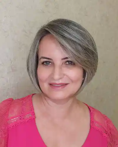 Trendy Gray Hairstyles for Women Over 70