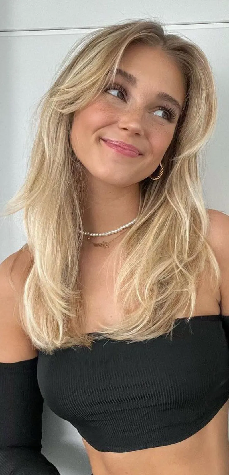 Soft Golden Layered Waves