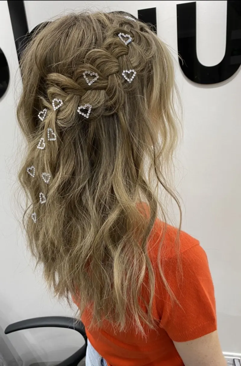 Boho Waves with Pearl Accessories homecoming hairstyle