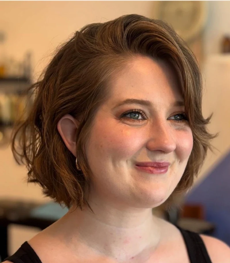 Short Bob Side Part