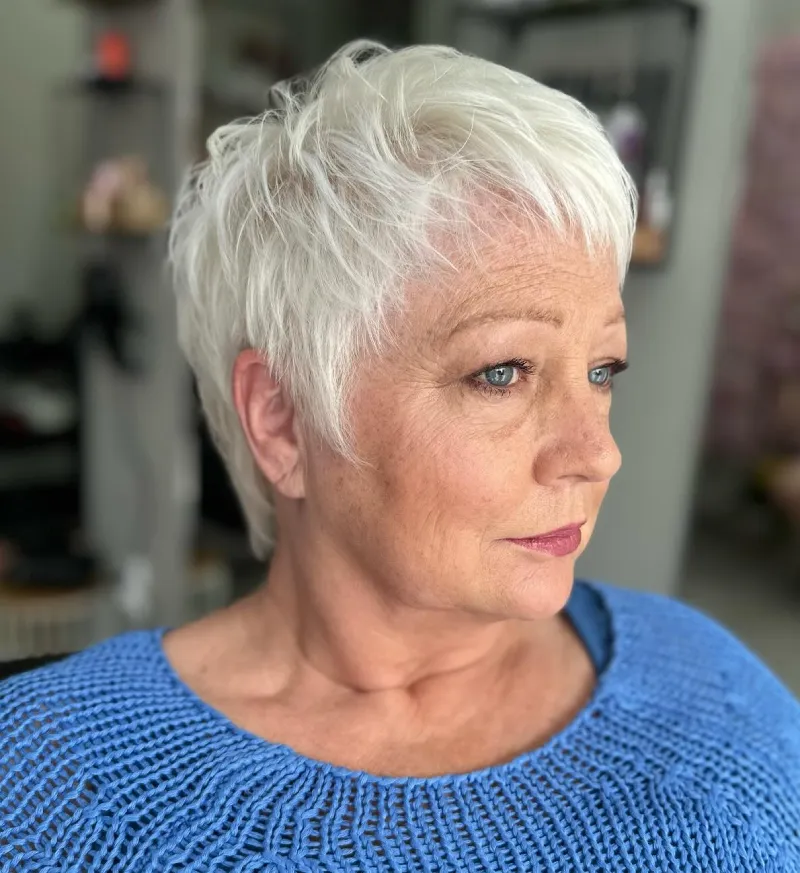 textured pixie haircut