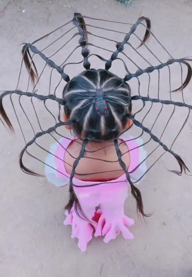 creepy crawly web head halloween hairstyle