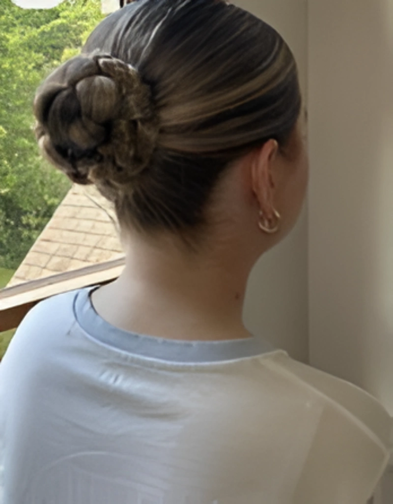 Bouncy Half Ponytail