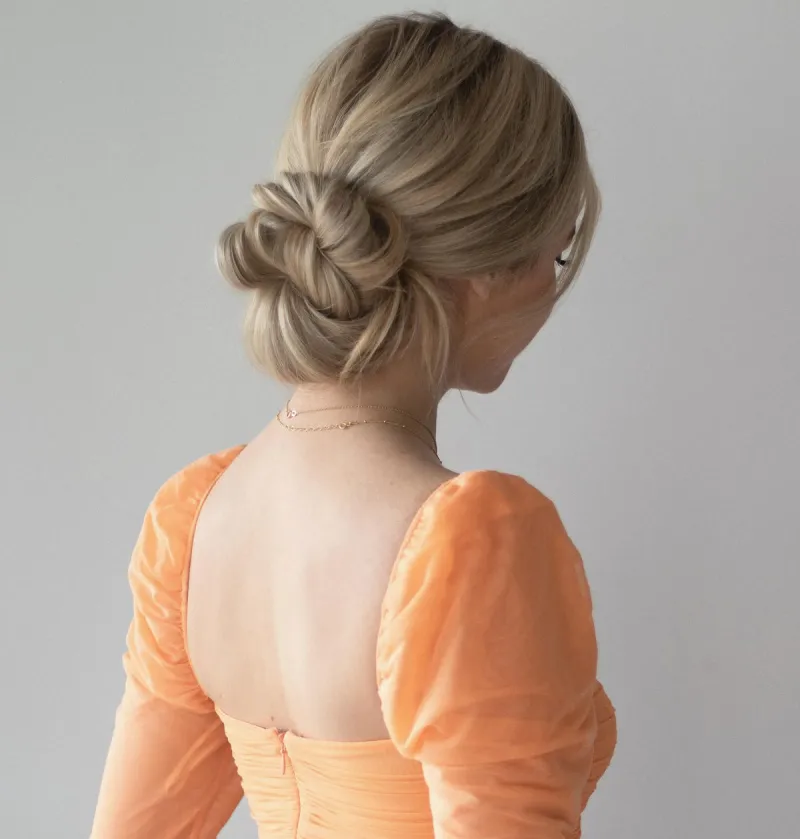 Best Graduation Hairstyles for Your Big Day
