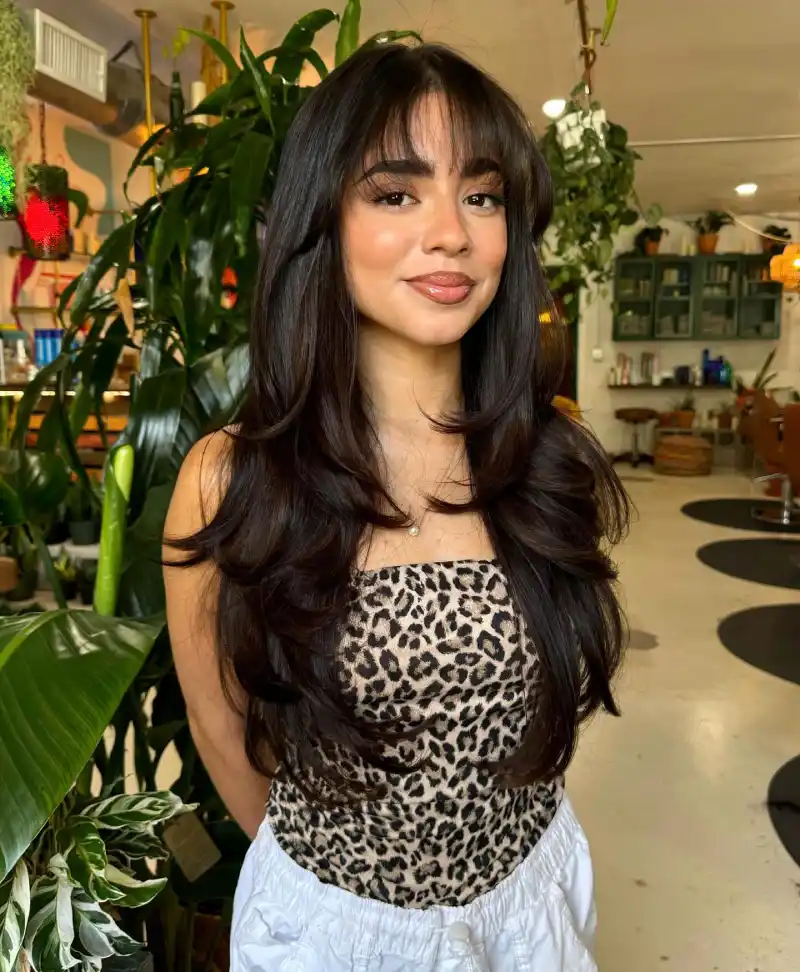 Medium Length Haircut for Round Faces