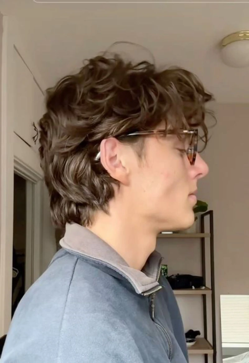 Messy Wavy Side Flow