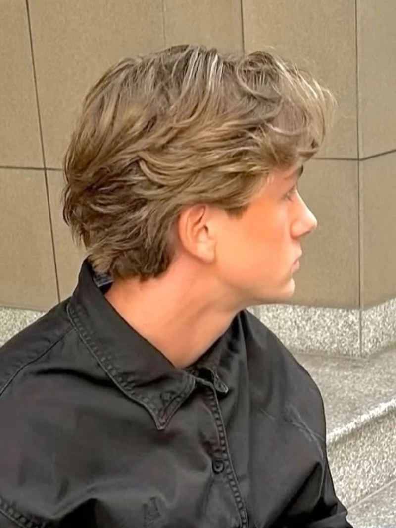Blonde Layered Flow Cut