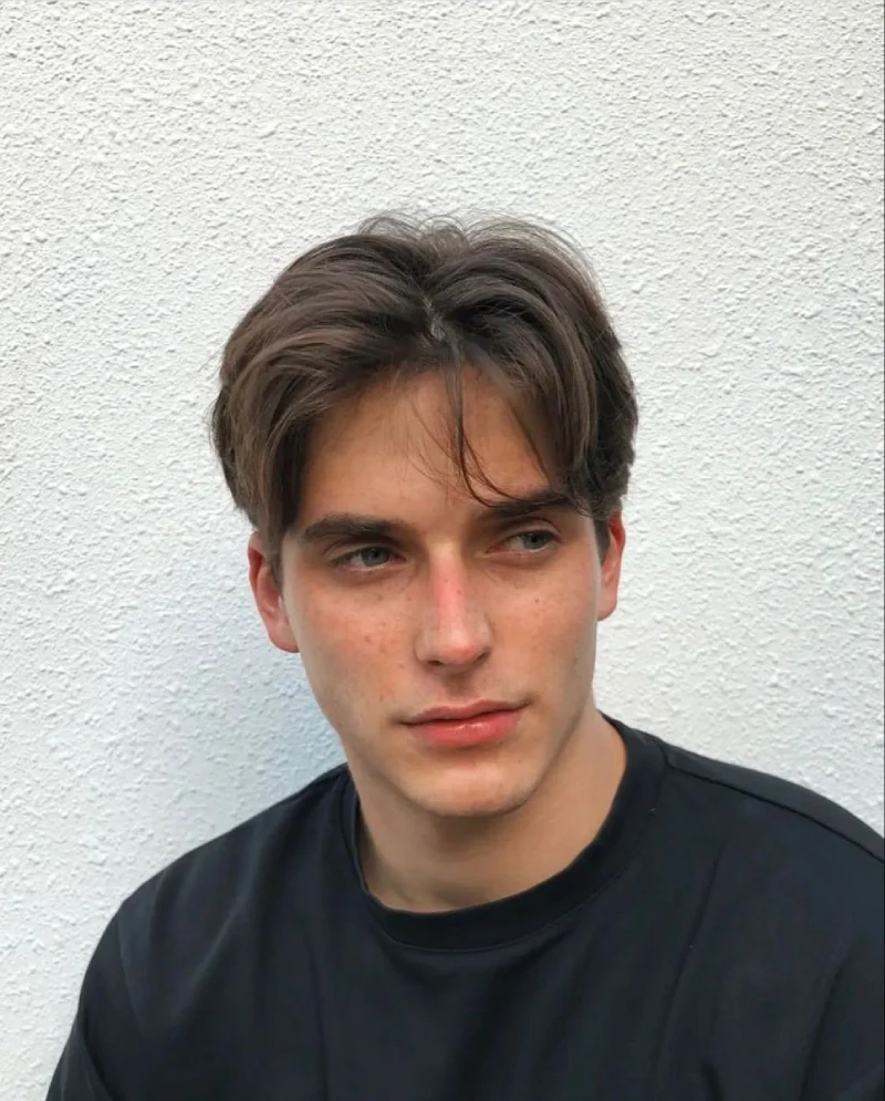 Smooth Middle Part Curtains