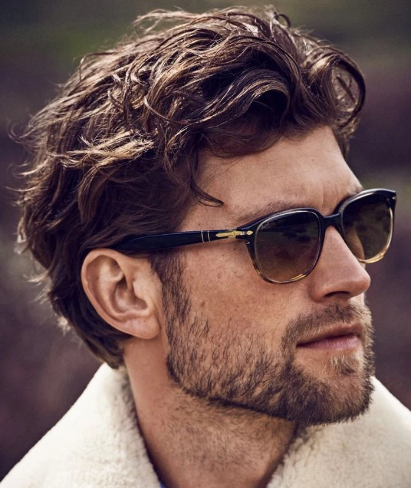 Short Wavy Top Volume