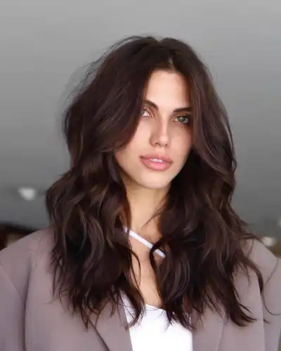 Stunning Natural Wavy Haircuts for All Hair Types