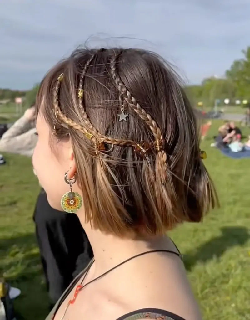 Short and Chic Pirate Bob Pirate Hairstyles for Women