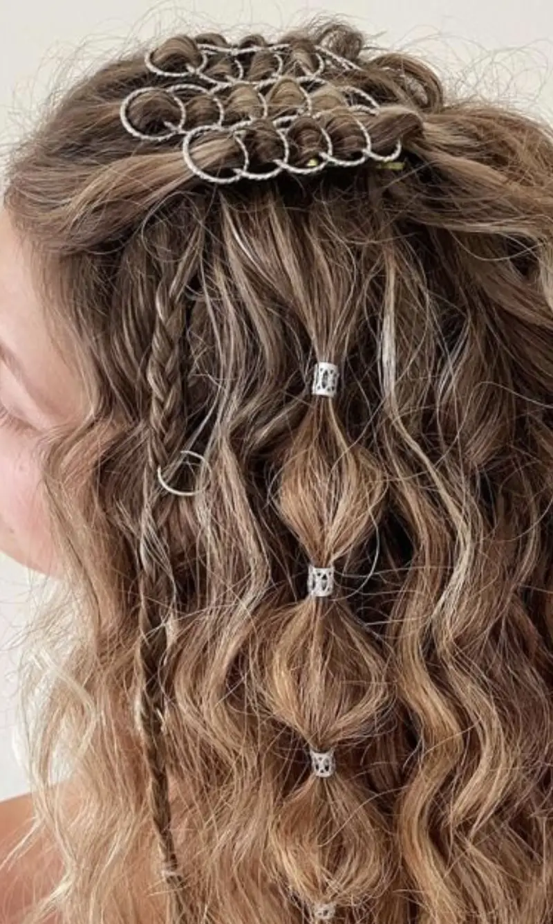 Wavy Pirate Hair with Crown Accessory Pirate Hairstyles for Women