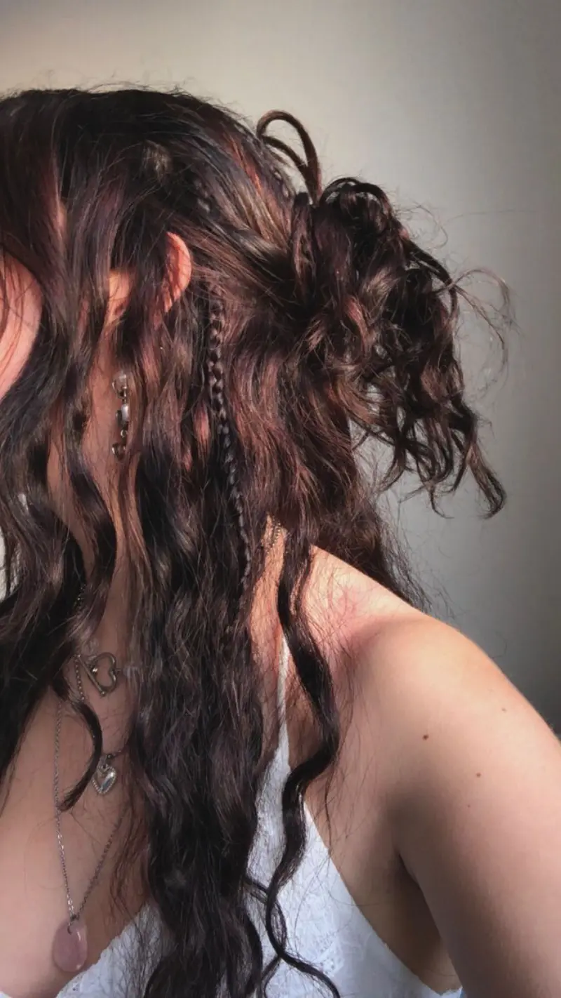 Messy Pirate Curls with Loose Volume Pirate Hairstyles for Women