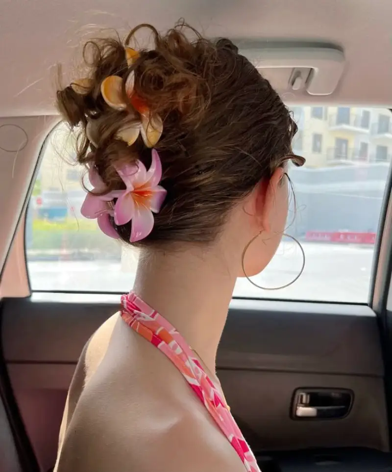 Cute Pool Hairstyles