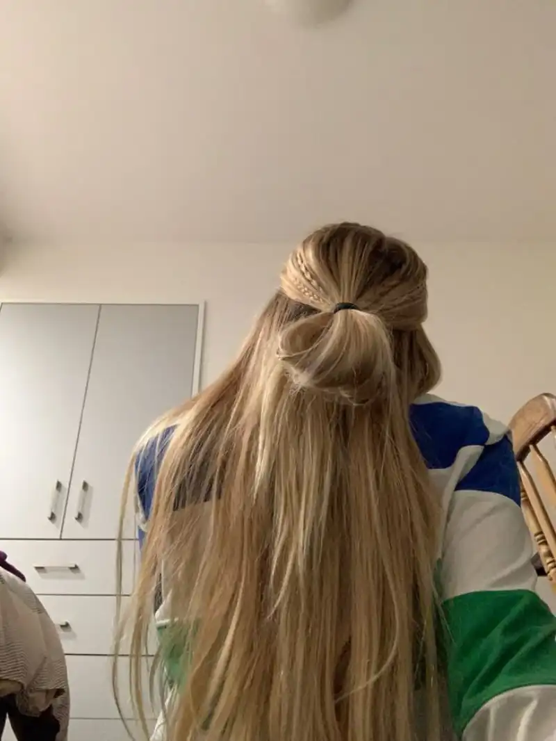 Cute Pool Hairstyles