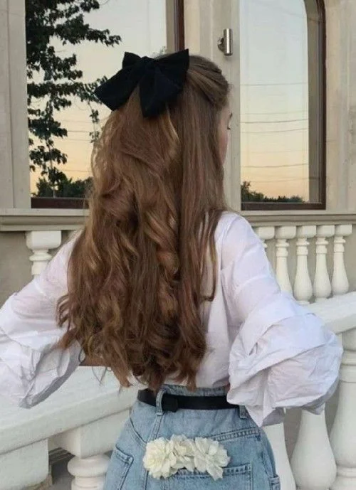 Classic Wave and Bow