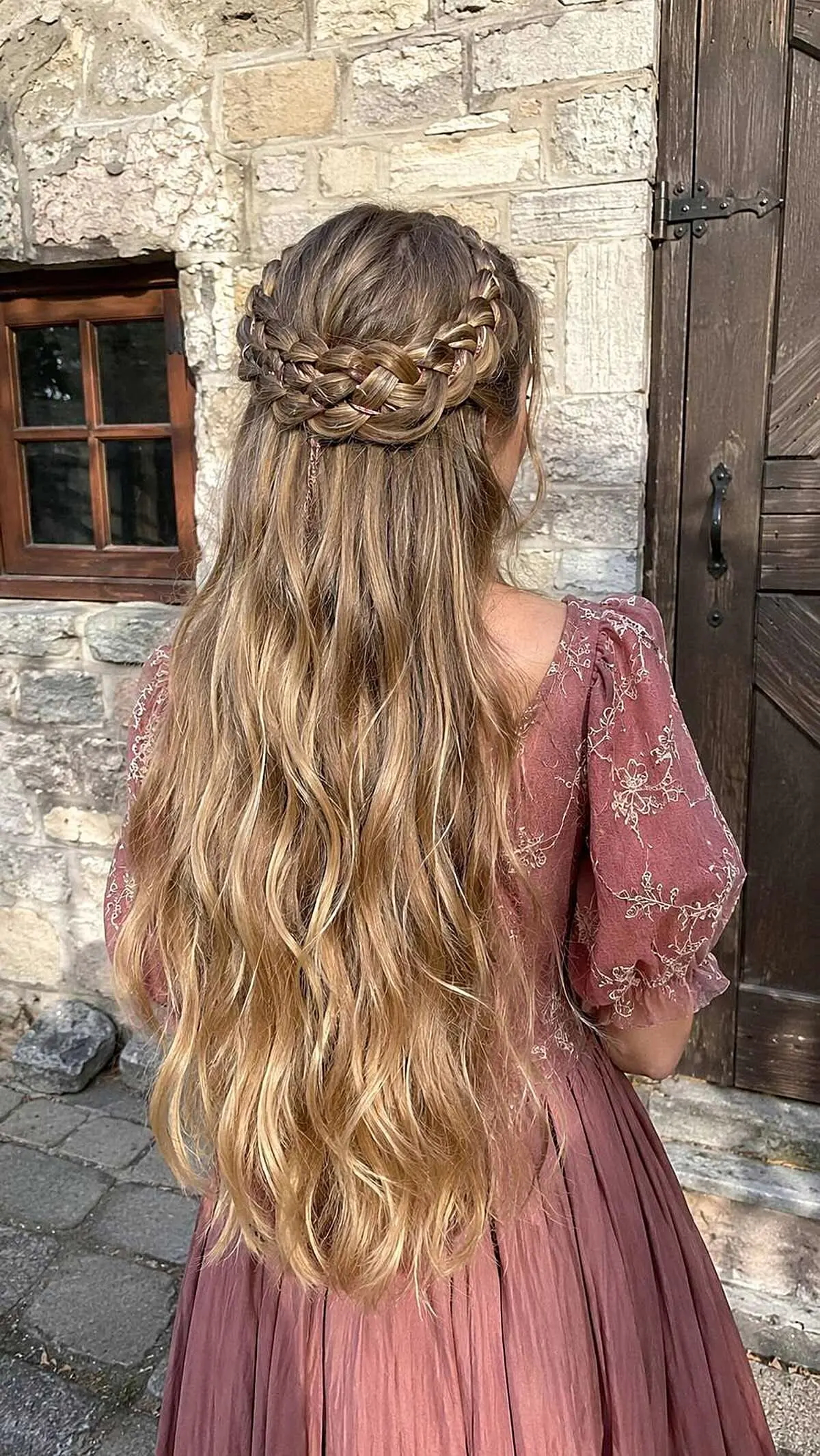 Golden Crimp Crown