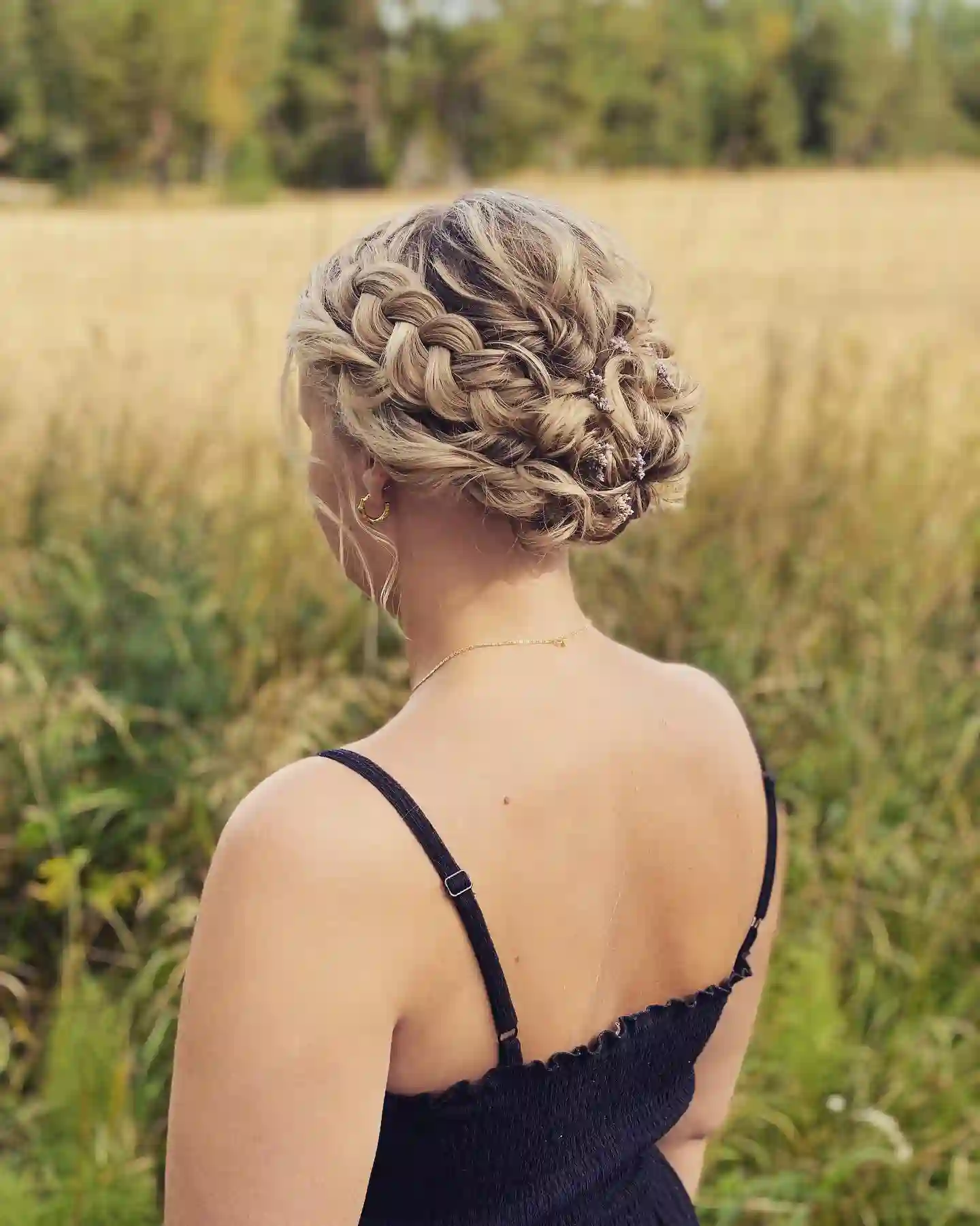 prom hairstyle for medium length hair
