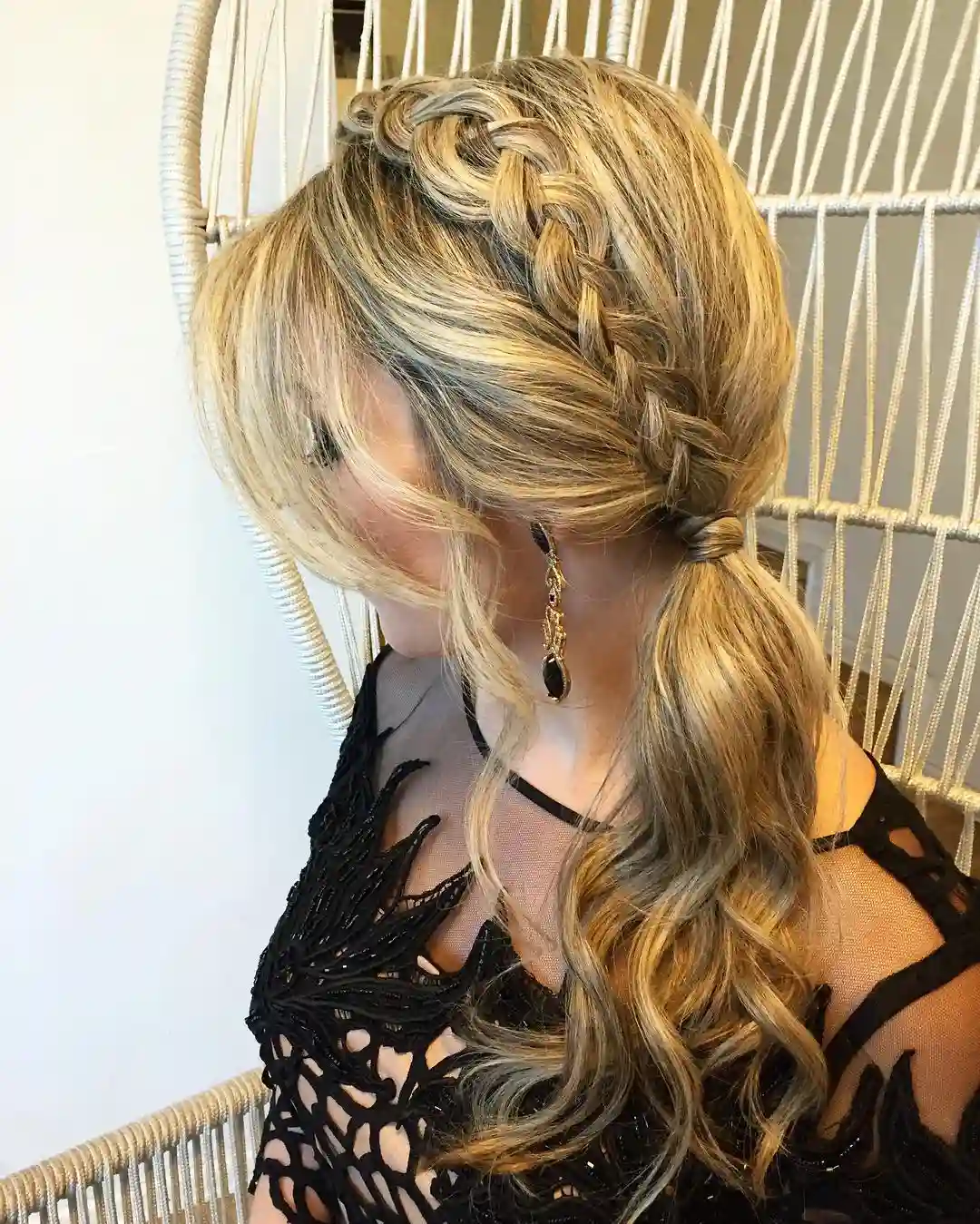 prom hairstyle for medium length hair