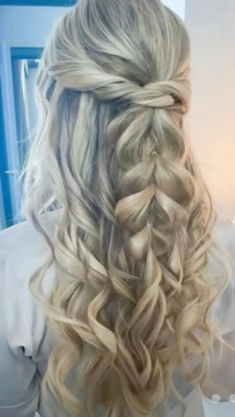 Prom Hairstyles for Long Hair