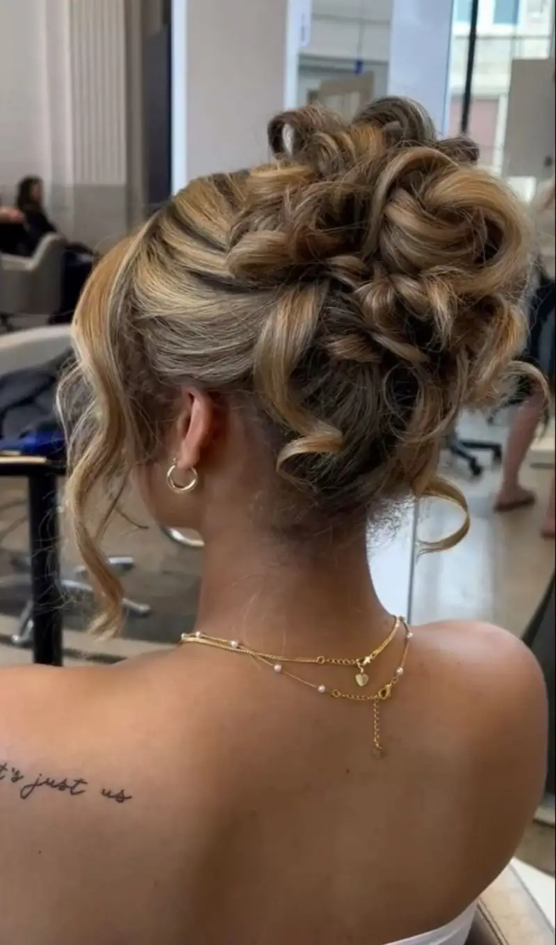 Prom Hairstyles for Long Hair