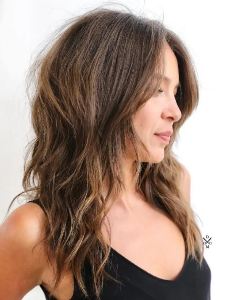 Wavy Shag with Side Curtain Bangs
