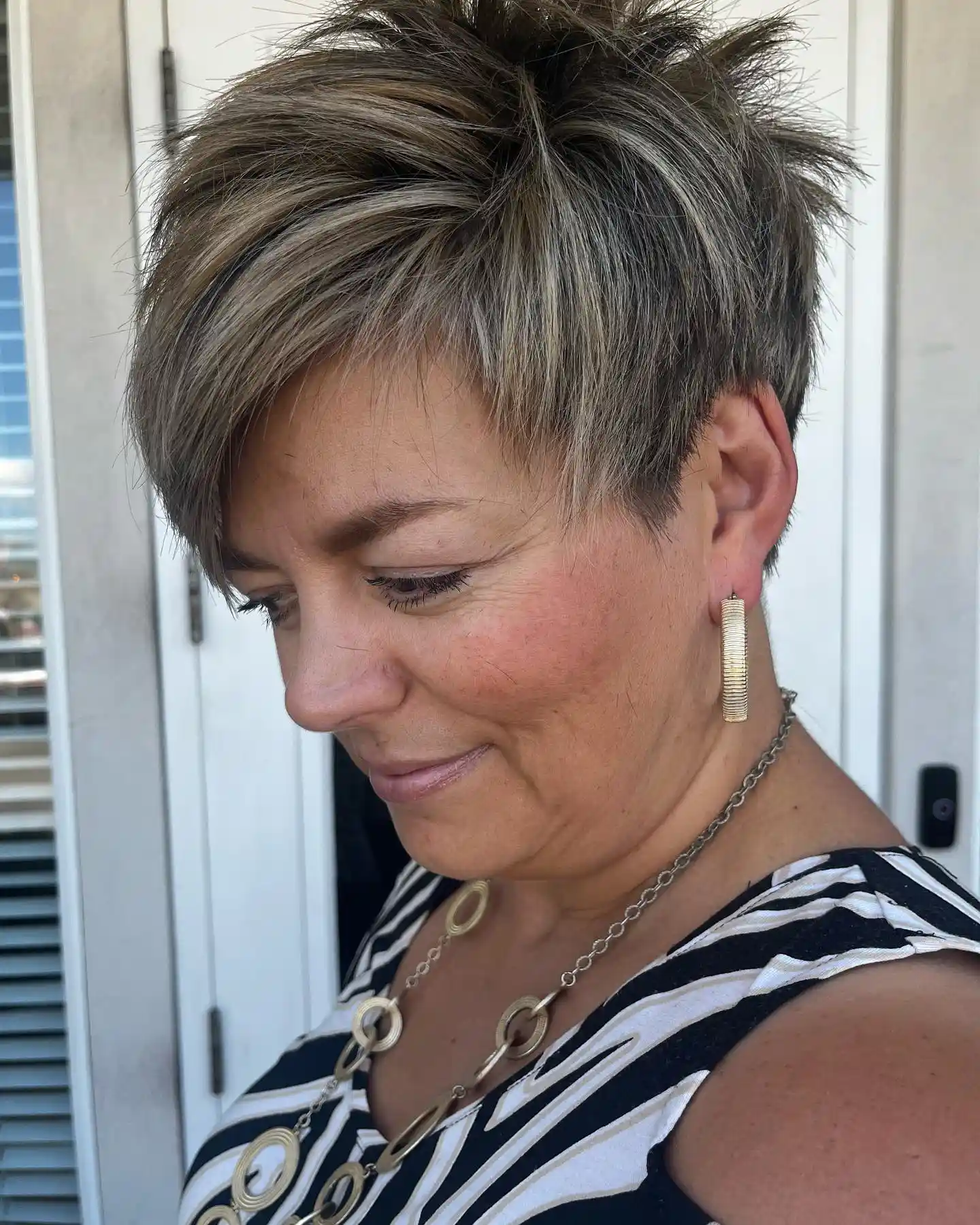 Short Haircuts For Older Women With Fine Hair