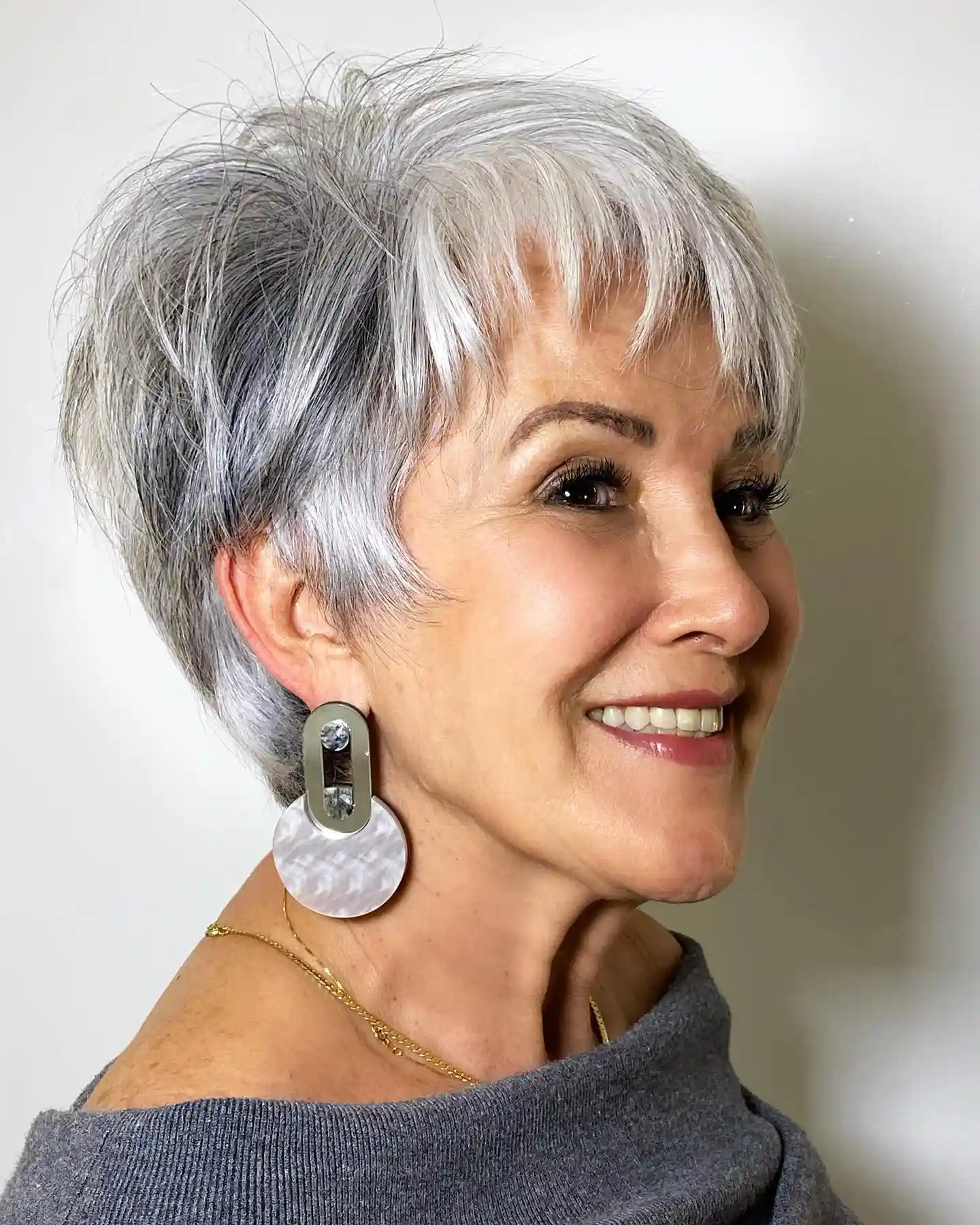 Short Haircuts For Older Women With Fine Hair