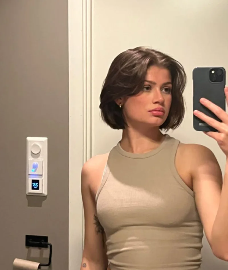 short hairstyle women